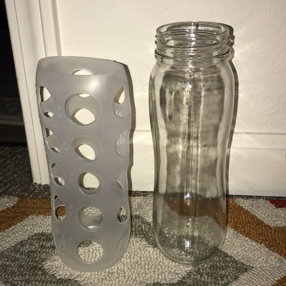 Brand new and in box lifefactory water bottle